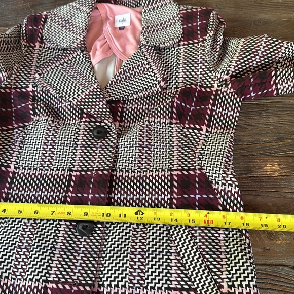 CABi Sovereign plaid trench coat EUC size small - Picture 12 of 13